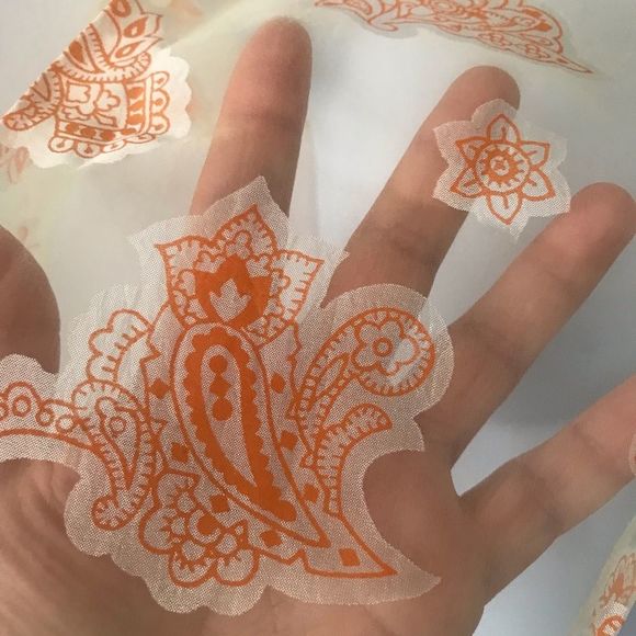 Japan Sheer Scarf - Picture 2 of 10